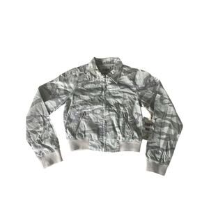 NWT Women’s Zoompy  Paris Cropped Sequined Camo full Zip Jacket Small